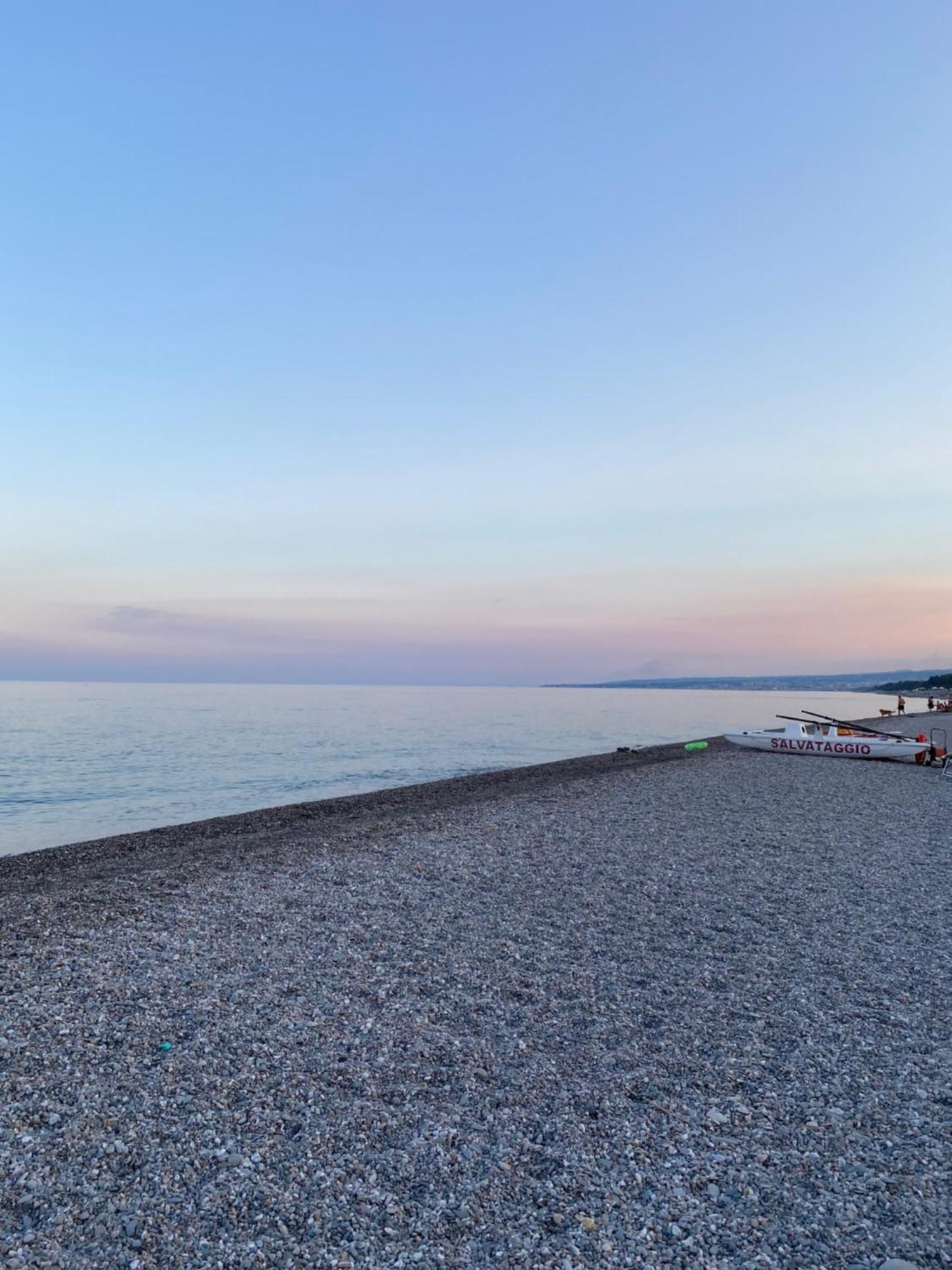 B&B Domus Candida Калатабиано Екстериор снимка